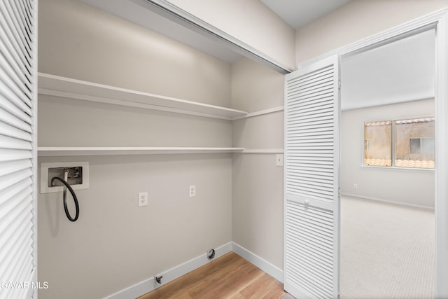 43441 W 30th St Unit 3, Lancaster, CA 93536 - laundry room with hookup for a washing machine, wood finished floors, and gas dryer hookup
