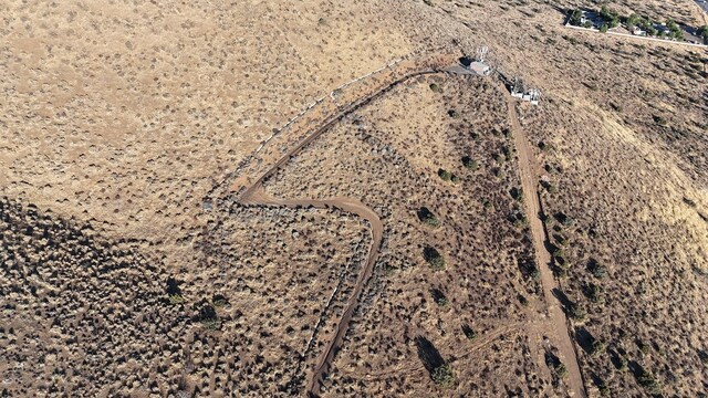 Hypotenuse Rd, Acton, CA 93510 - photo 4