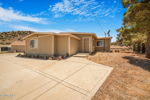 809 Berncastle Rd, Acton, CA 93510 - view of front of home