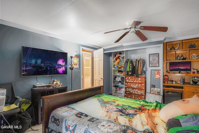 809 Berncastle Rd, Acton, CA 93510 - bedroom with ornamental molding, a closet, and ceiling fan