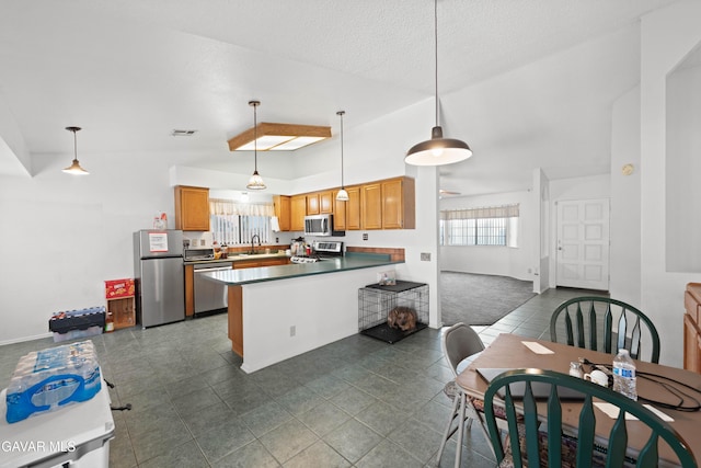 2838 W J9 Ave, Lancaster, CA 93536 - photo 9