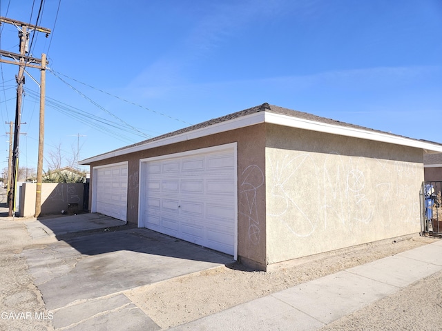 45019 Division St, Lancaster, CA 93535 - view of detached garage