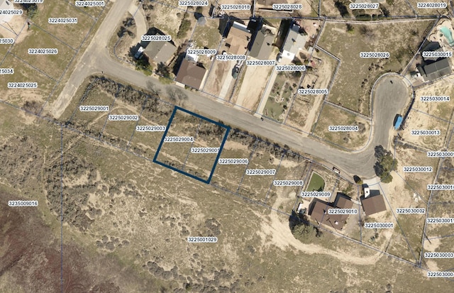 Ripton Rd, Lake Elizabeth, CA 93532