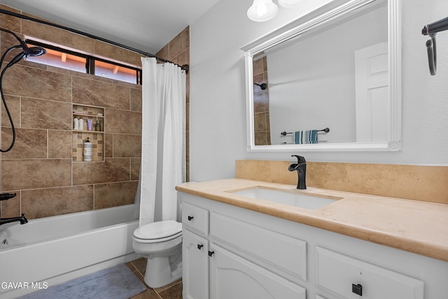 2512 Mildwood Ct, Lancaster, CA 93536 - bathroom with vanity, shower / bath combo, and tile patterned flooring