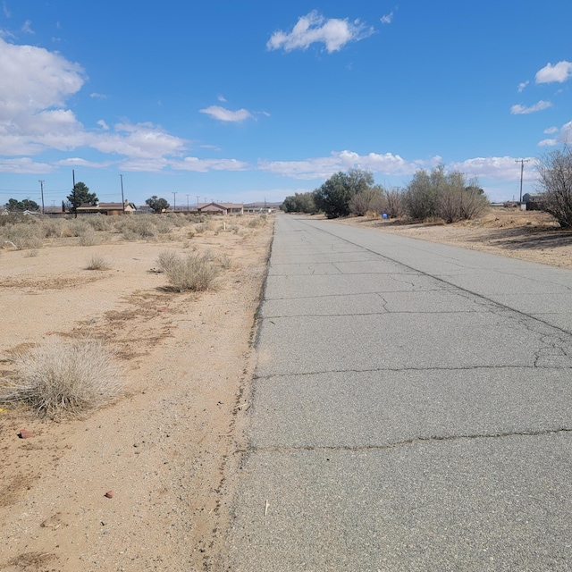 Listing photo 2 for Walpole Ave, California City CA 93505