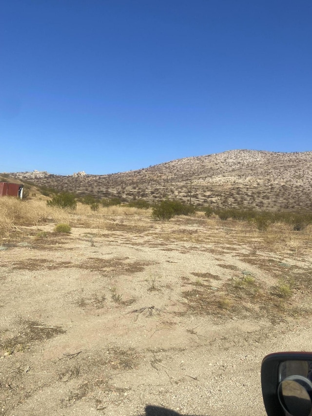 Listing photo 3 for Backus Rd, Rosamond CA 93560