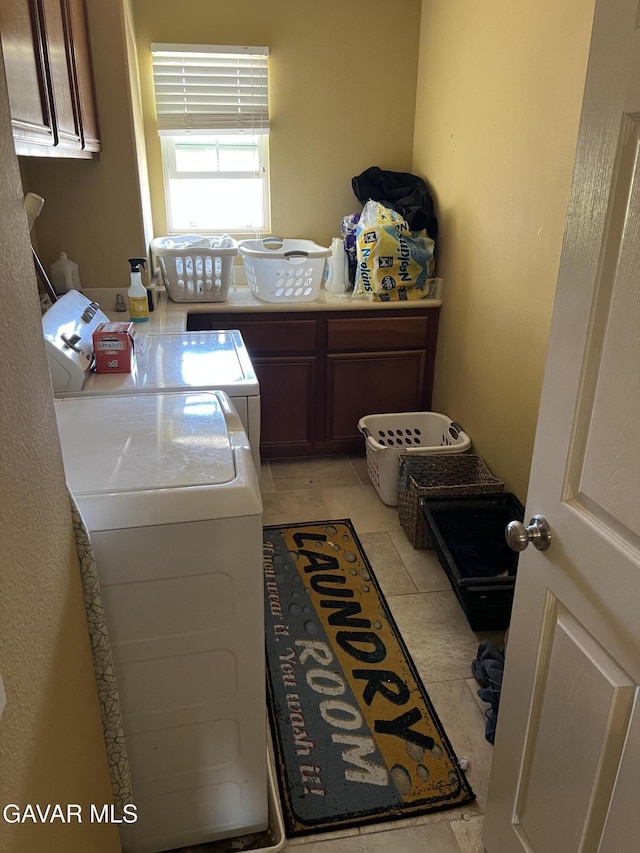 2812 Crocus Pl, Palmdale, CA 93551 - laundry room featuring washer and dryer and cabinet space