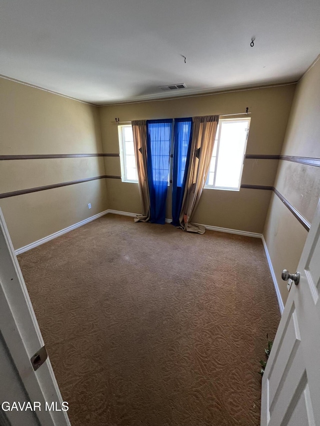 2812 Crocus Pl, Palmdale, CA 93551 - unfurnished room with carpet floors and baseboards