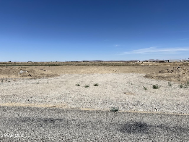 E 50th St, Lancaster, CA 93535 - photo 2