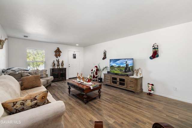 1810 E Jenner St, Lancaster, CA 93535 - photo 8