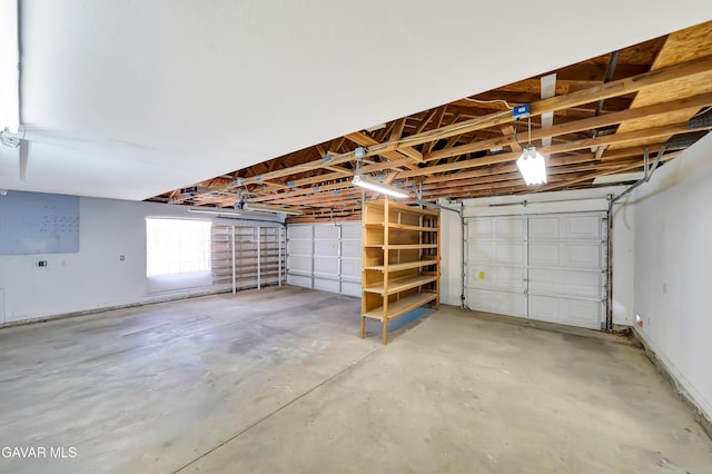 3524 San Jacinto Ave, Rosamond, CA 93560 - view of garage