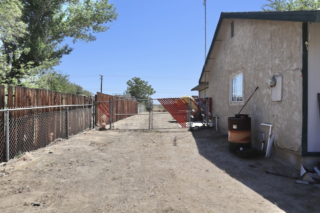 39928 E 179th St, Palmdale, CA 93591 - view of yard with a gate