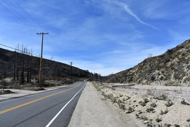 20661 Pine Canyon Rd, Lake Hughes, CA 93532 - photo 4
