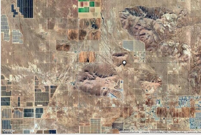67th St, Rosamond, CA 93560
