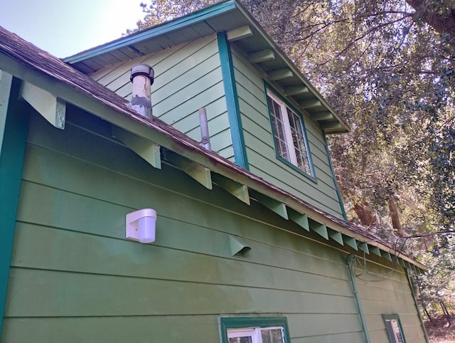 view of side of home