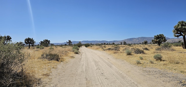 Listing photo 3 for M4 15th St W, Palmdale CA 93551