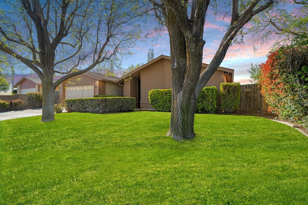 816 Anita Dr, Tehachapi, CA 93561 - photo 1