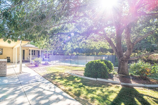 43710 Shiloh Ln, Lancaster, CA 93535 - view of yard with a patio