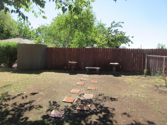 9755 E E Ave S Unit 12, Littlerock, CA 93543 - view of yard