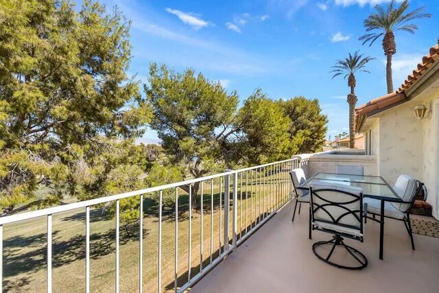 344 Vista Royal Dr, Palm Desert, CA 92211 - view of balcony