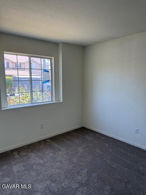 1019 Sparrow Hawk Ln, Patterson, CA 95363 - photo 11