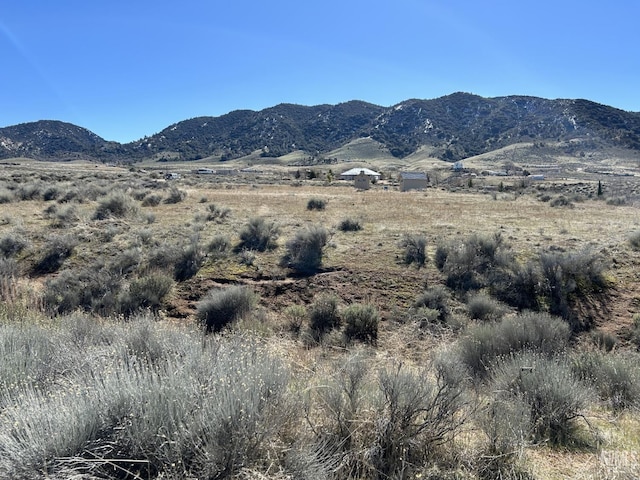 Listing photo 3 for 0 Apache St, Tehachapi CA 93561