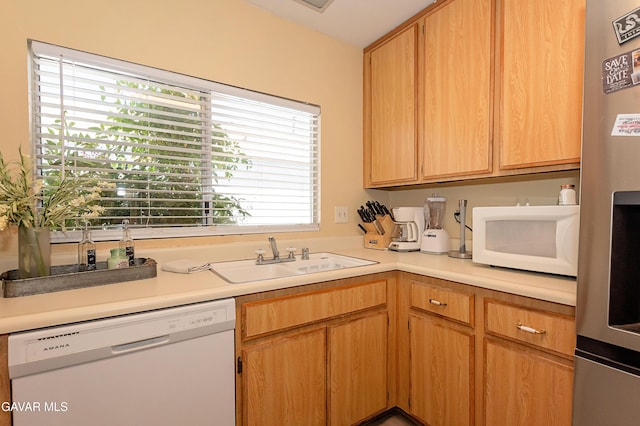 37127 E 29th Pl, Palmdale, CA 93550 - photo 4