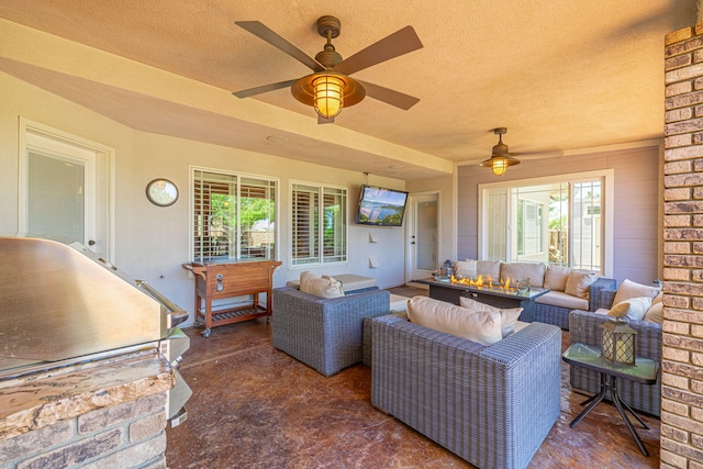 view of patio / terrace featuring an outdoor hangout area