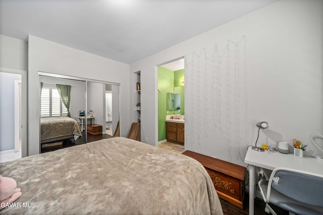 42409 W 66th St, Lancaster, CA 93536 - bedroom featuring a closet and ensuite bathroom