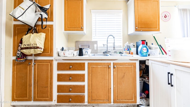 25739 Flatcreek St, Lancaster, CA 93536 - kitchen with a sink and light countertops