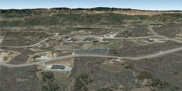 25041 Jacaranda Dr, Tehachapi, CA 93561