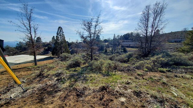 25041 Jacaranda Dr, Tehachapi, CA 93561
