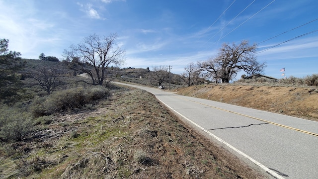 Listing photo 2 for 25041 Jacaranda Dr, Tehachapi CA 93561