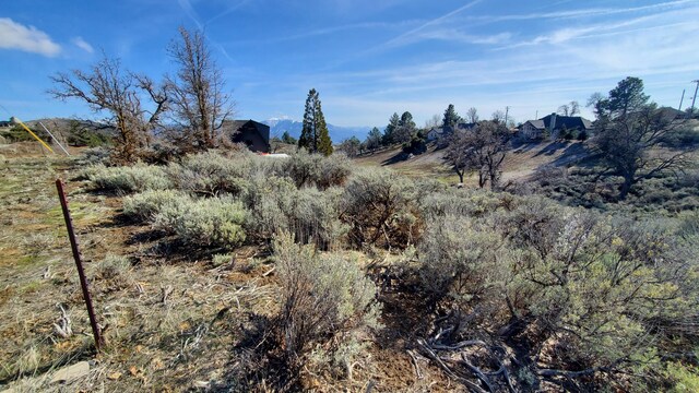 25041 Jacaranda Dr, Tehachapi, CA 93561