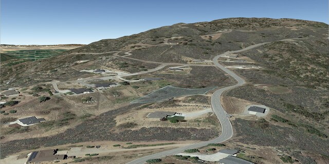 25041 Jacaranda Dr, Tehachapi, CA 93561