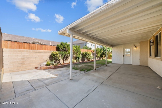 38160 Antibes Dr, Palmdale, CA 93552 - fenced backyard with a patio area