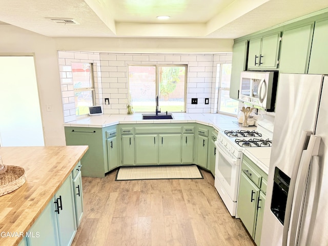 1519 Michelle Ave, Lancaster, CA 93535 - photo 7