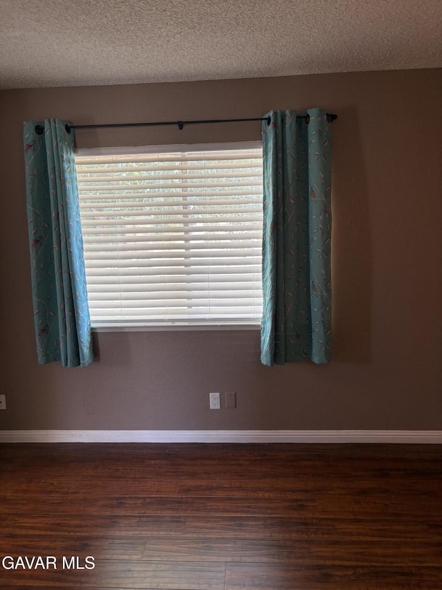 17306 Lakespring Ave, Palmdale, CA 93591 - photo 24