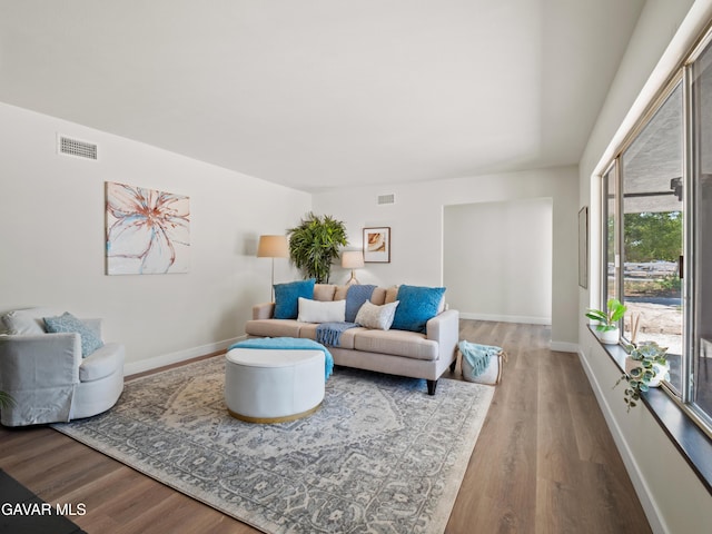 2350 W W Ave N Unit 12, Palmdale, CA 93551 - living room featuring wood finished floors and baseboards