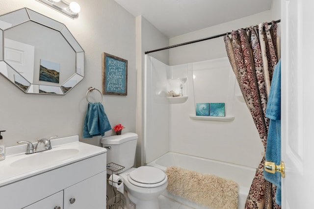 23761 El Rancho Dr, Tehachapi, CA 93561 - full bathroom featuring vanity, shower / tub combo, and toilet