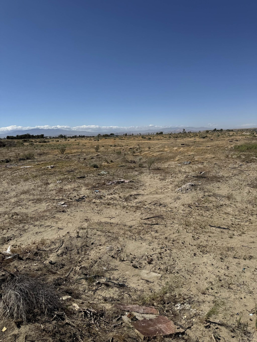 Vic Ave Ste G12 8, Lancaster, CA 93535