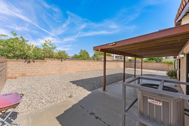 37756 E 45th St, Palmdale, CA 93552 - fenced backyard featuring a patio