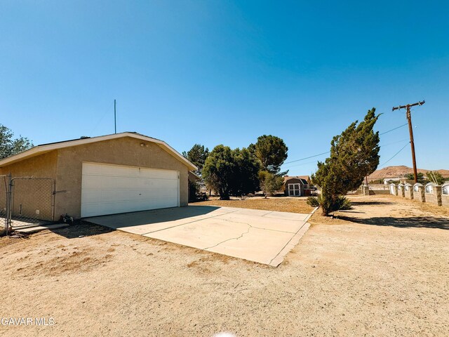 2895 59th St, Rosamond, CA 93560 - view of detached garage