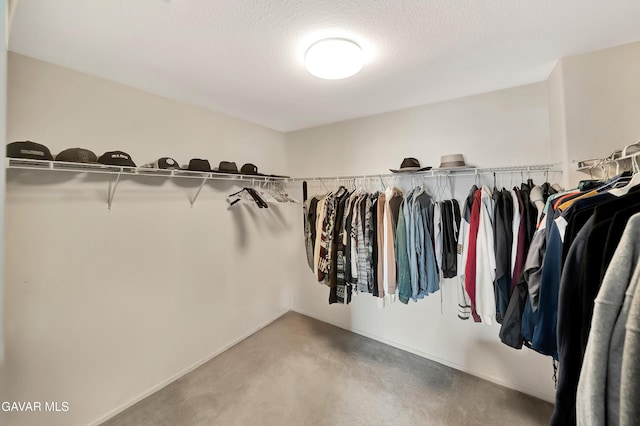 2354 Crimson Ave, Rosamond, CA 93560 - spacious closet featuring carpet