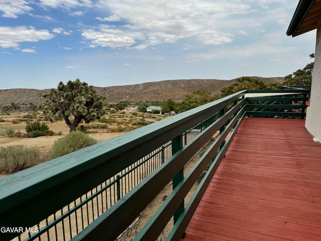28714 Cruthers Creek Rd, Pearblossom, CA 93553 - balcony with a mountain view