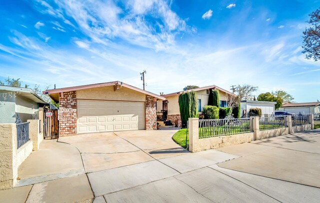 821 W Holguin St, Lancaster, CA 93534 - photo 5