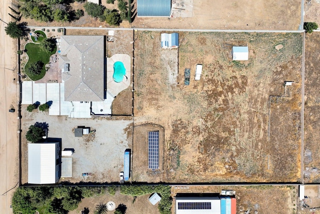 aerial view of property and surrounding area
