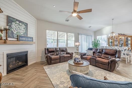 4713 Vahan Ct, Lancaster, CA 93536 - photo 9
