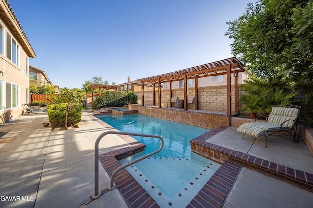 37331 E 57th St, Palmdale, CA 93552 - view of pool featuring a pergola, a patio area, a fenced backyard, and a pool with connected hot tub