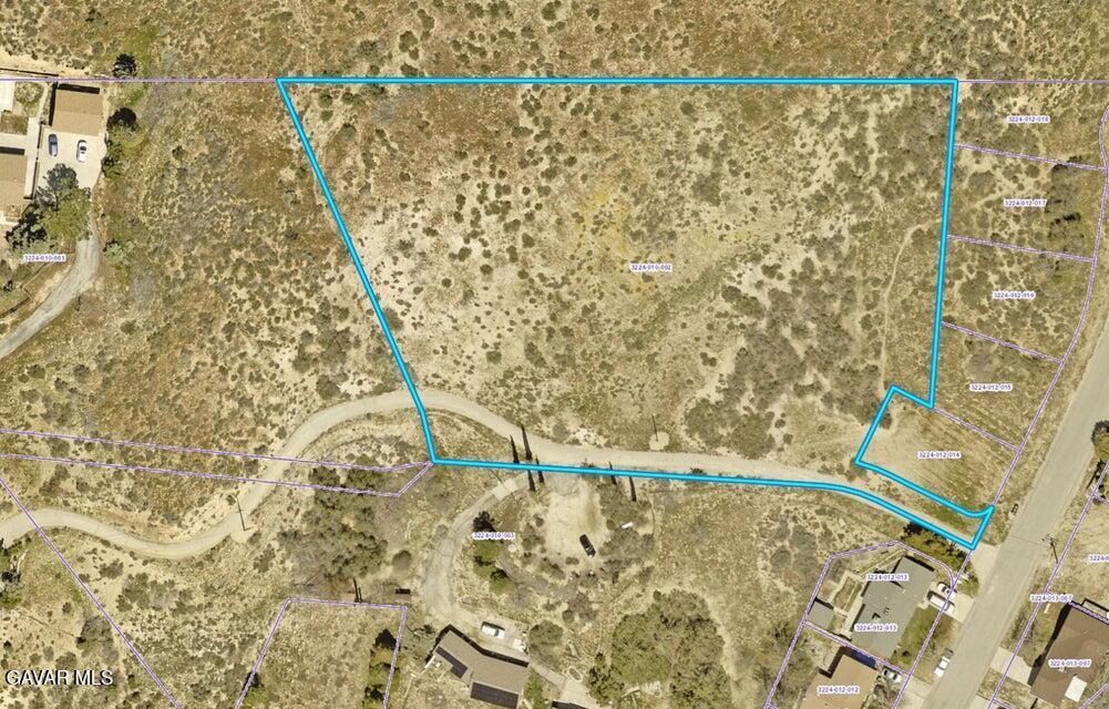 Hawk Dr, Vic Walkatop, Lake Elizabeth, CA 93532 - photo 3